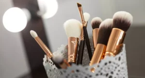 7 tips de maquillaje: ¿para qué sirve cada brocha?